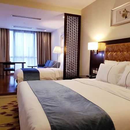 Benjoy Hotel - Jinqiao Branch Shanghai Bagian luar foto